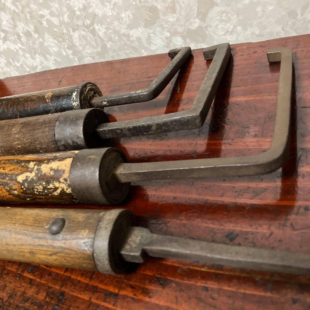 古い蔵戸の「落とし鍵」各種10点 - メルカリ