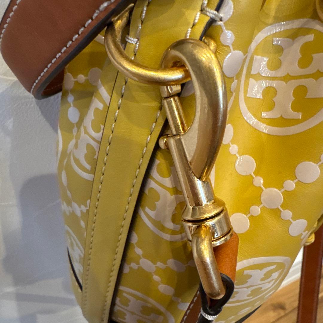 Tory Burch バケットバック　イエロー