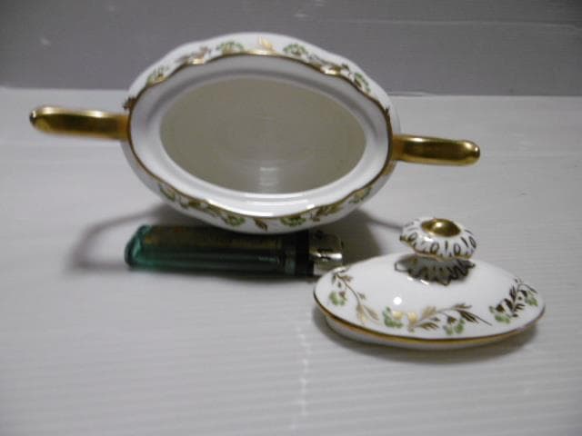 ロイヤルクラウンダービーのシュガー入れ ロイヤルクラウンダービー