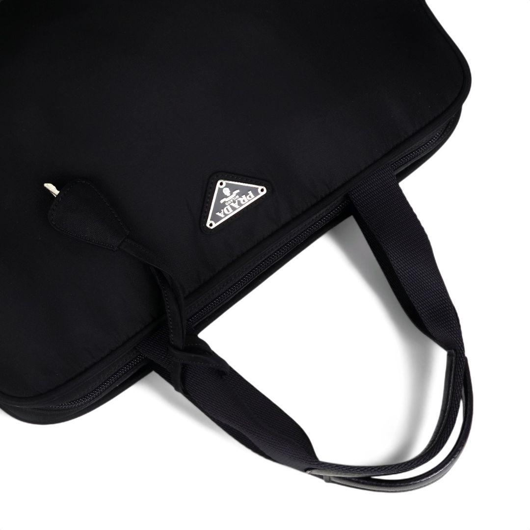 美品 プラダ 三角ロゴ テスート ビジネスバッグ トートバッグ