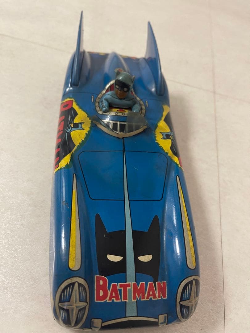 バットマン　ブリキのおもちゃ　バットモービル　バットマンカー　アオシン製