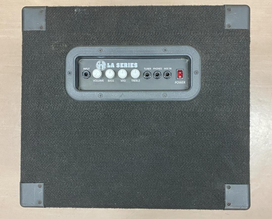 SWR LA SERIES LA15 ベースアンプ SWR LA15 ベースアンプ 100W
