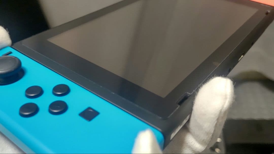 Nintendo Switch 本体 Joy-Con(L)ブルー/(R)レッド