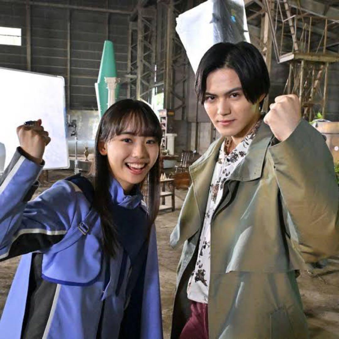 仮面ライダーギーツ 浮世英寿 冬映画 衣装 コート Lサイズ - メルカリ