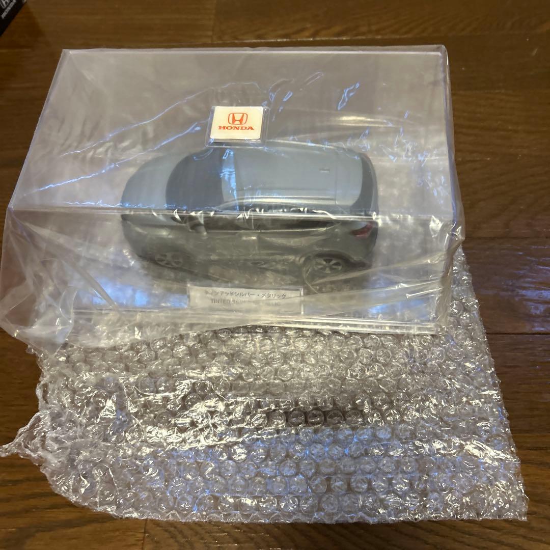 ホンダVEZEL　1／24Scale　Model　Car