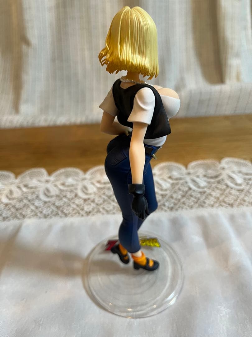 メガハウス　ドラゴンボールギャルズ　ランチ　18号　ブルマ　バニー　フィギュア