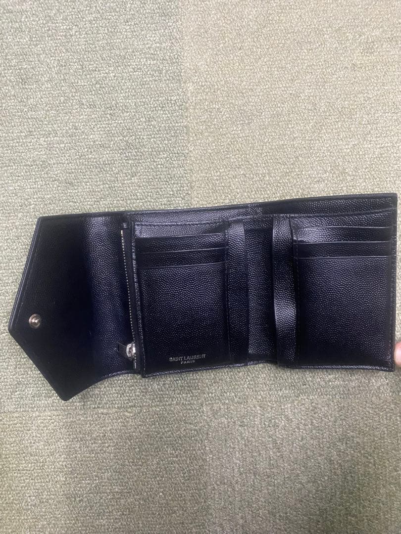 サンローラン　ウォレット　三つ折り財布