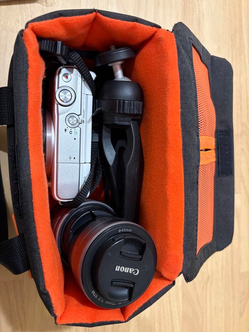 限定値引き】Canon EOS M10ダブルレンズキット SDカード64G付き