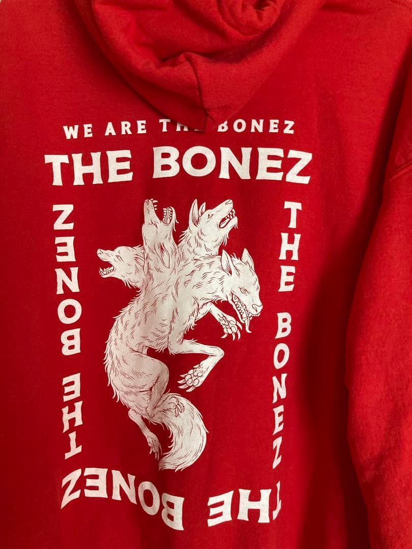 The BONEZ XL レッドパーカー