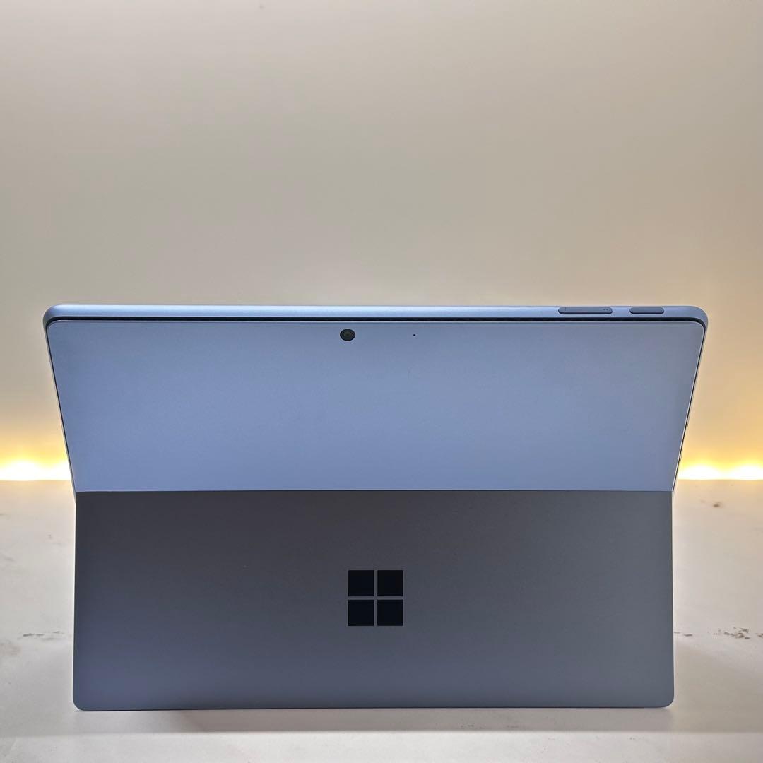 【サファイア】【新品同様】Surface Pro 9 Core i5/8/256