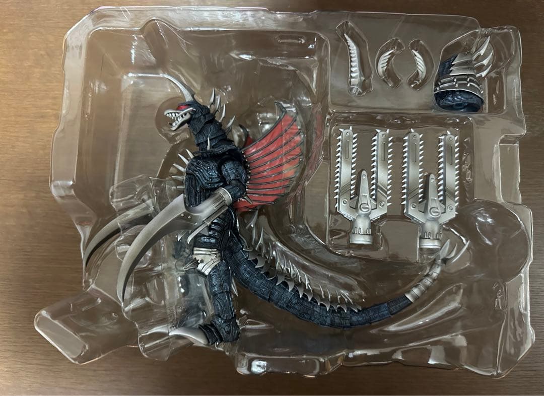 S.H.MonsterArts ガイガン(2004)大決戦Ver. ファッション 通販