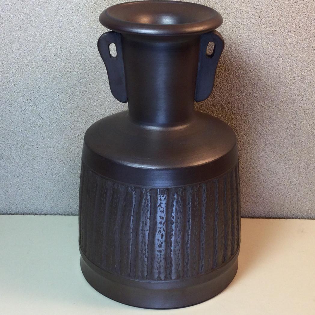 陶芸　手作り陶器　線文花入れ