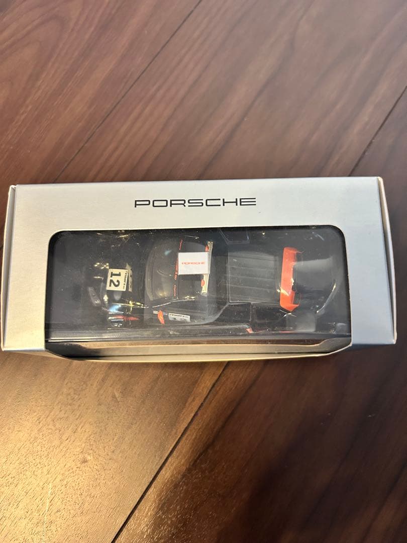 カイエンS Transsyberia 2007 ポルシェ正規ミニカ　おまけ付き