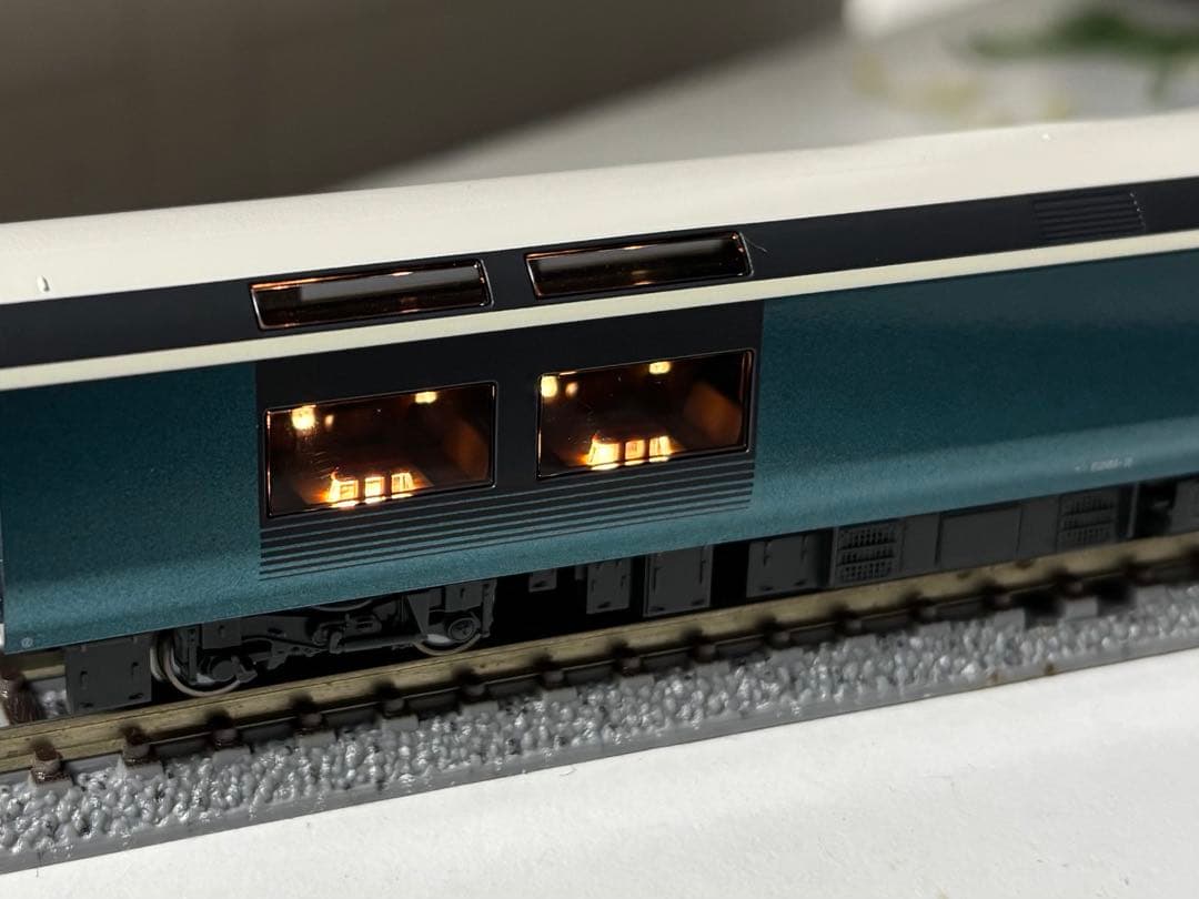 KATO 10-1661/1662 E261系 サフィール踊り子