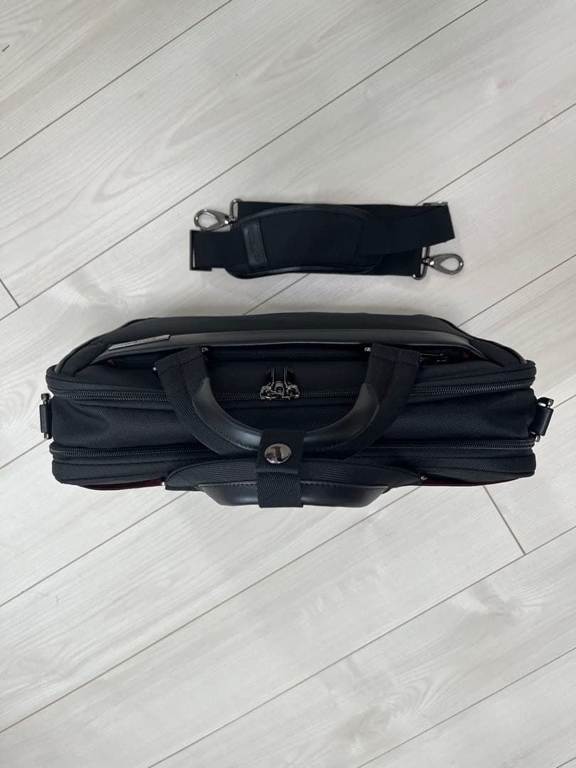 t*f様 ビジネスバッグ サムソナイト Samsoniteブリーフケース ヴァイ