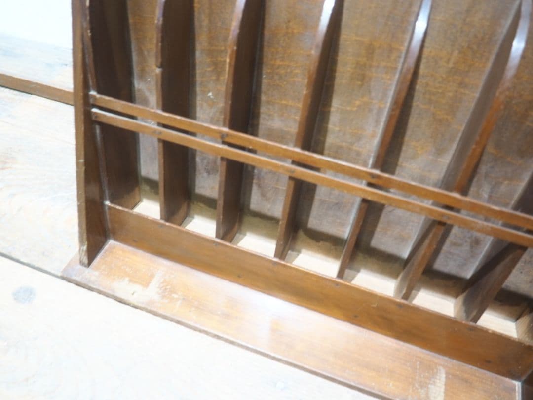 1233 昭和レトロ ガラス蓋付の収納ケース 飾り棚 ラック 古家具