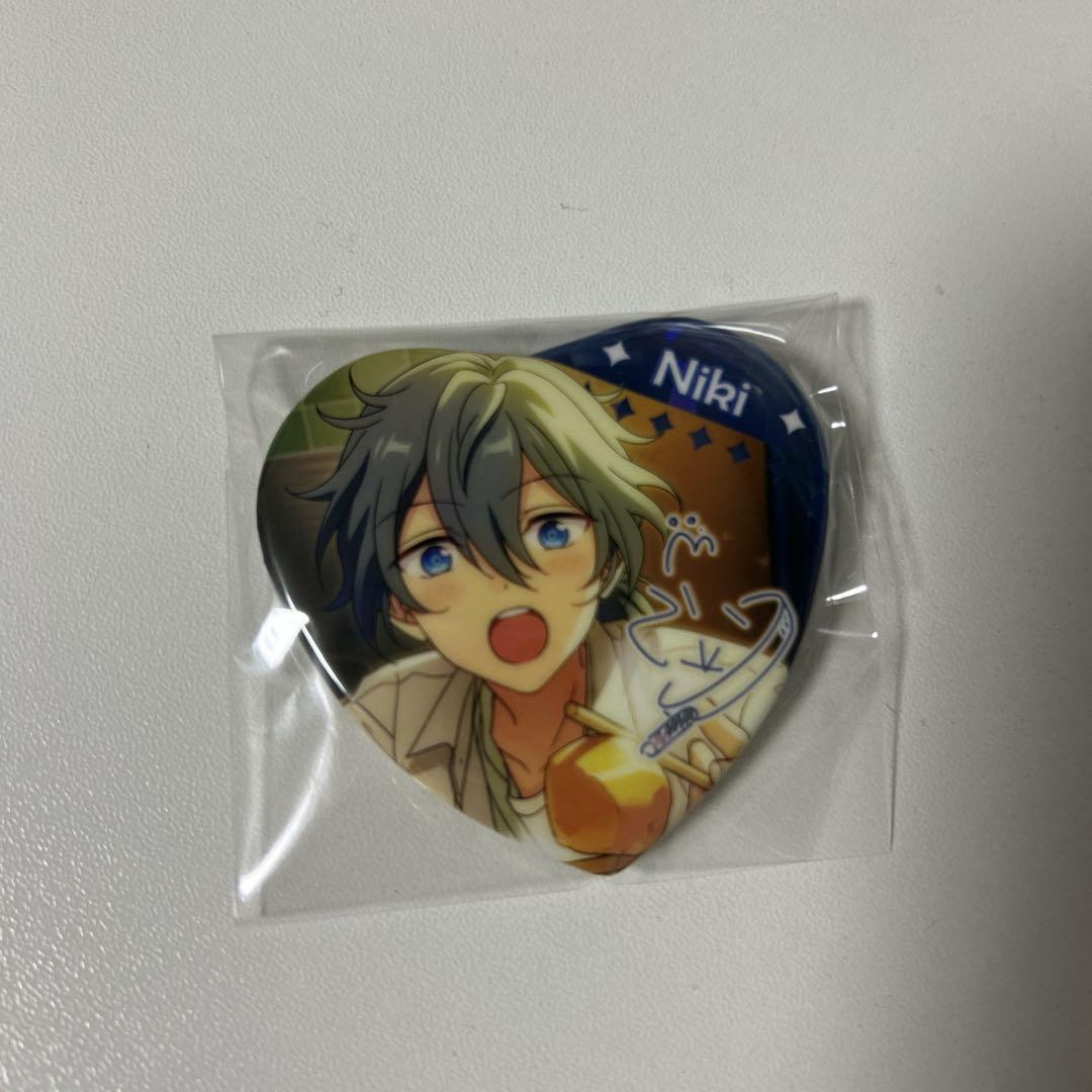 あんスタ 椎名ニキ 中国 ハート缶バッジ 宝石心晴 - メルカリ