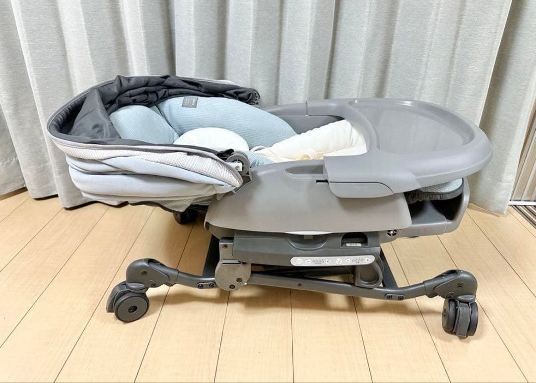 Combi コンビ ネムリラ AUTO SWING BEDi Long