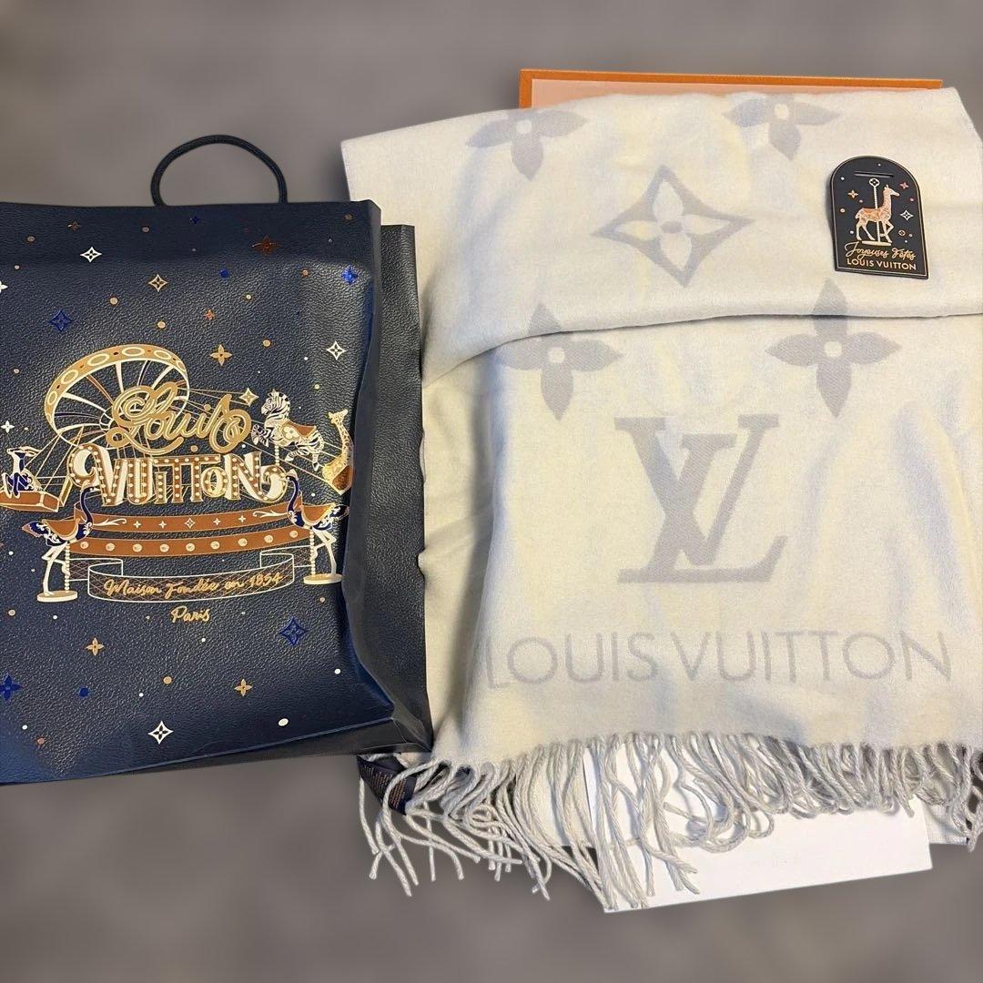 ルイヴィトン マフラー レイキャビック グレージュ - メルカリ