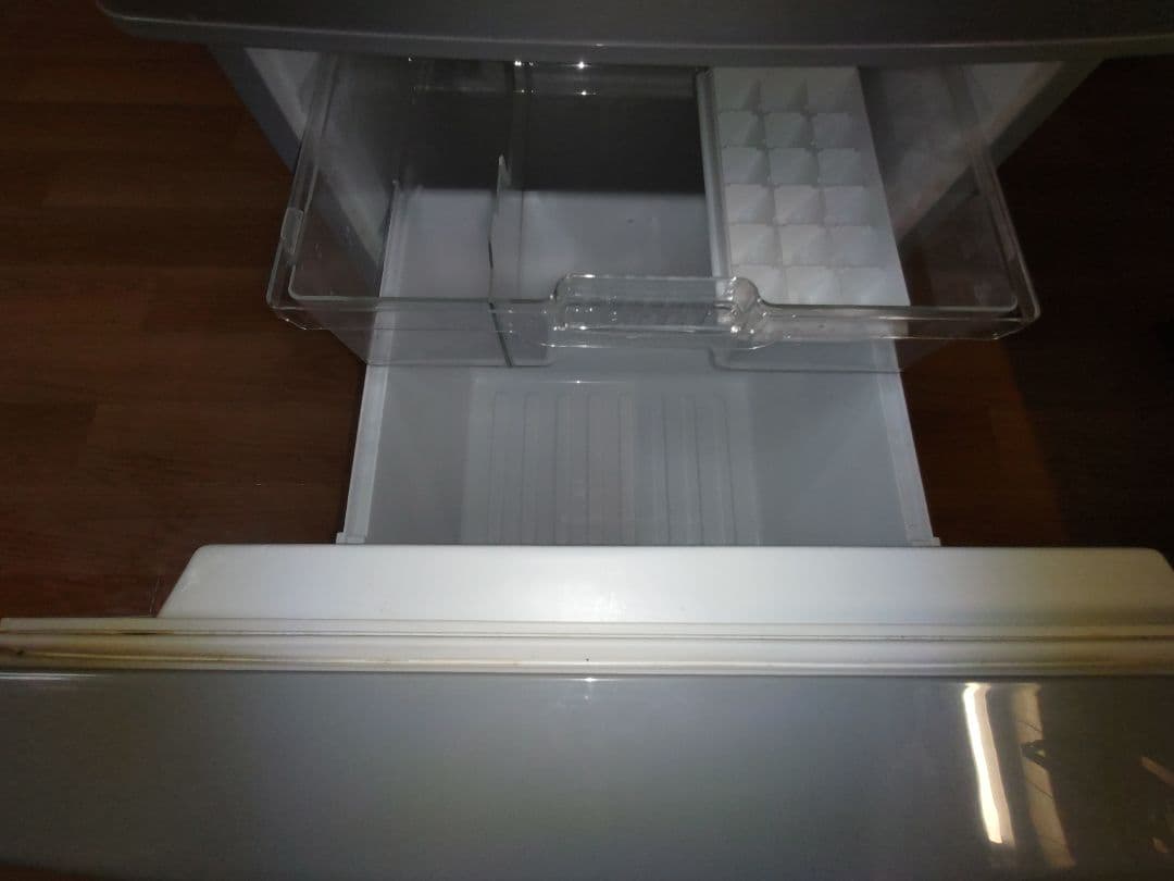 Panasonic シルバー冷蔵庫 NR-B179W-S　送料込み