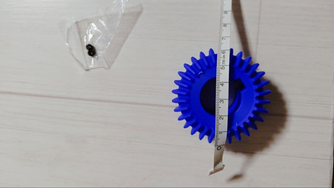 テーパベベルギヤ 1.0モジュラス 20歯 8 mm内穴 1:1 プラスチック