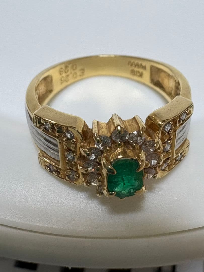 エメラルド PT900ダイヤモンド リング