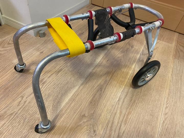 犬の車椅子オーダーメイド 注文 犬用車椅子・歩行器の【はな工房】｜