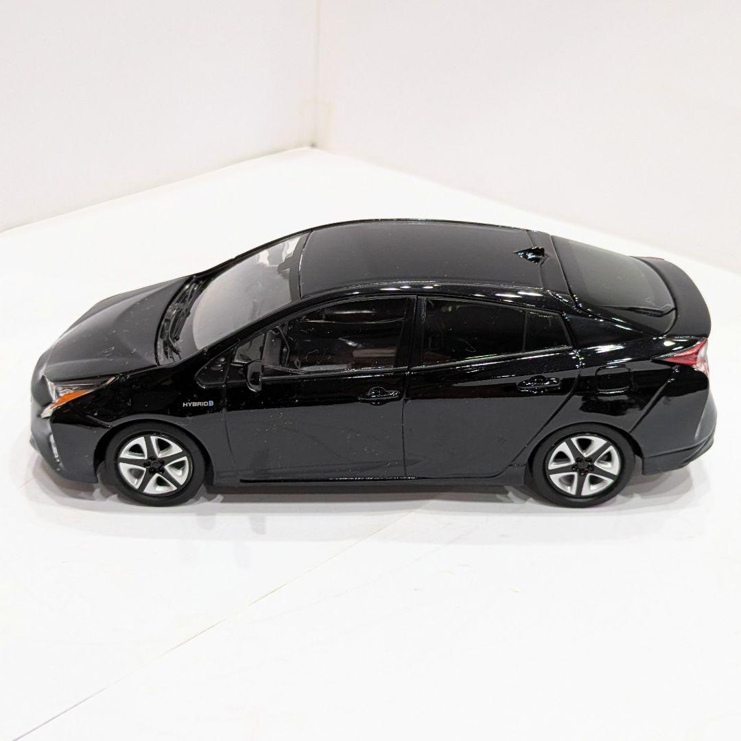 トヨタ プリウス ミニカーカラーサンプル アティチュードブラック