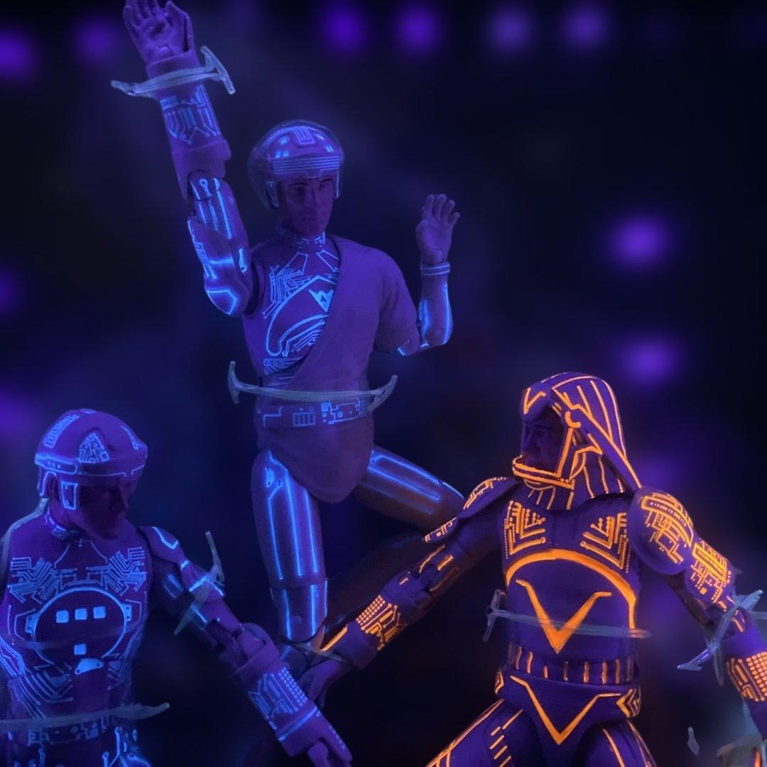 トロン　デラックス3パック　アクションフィギュア