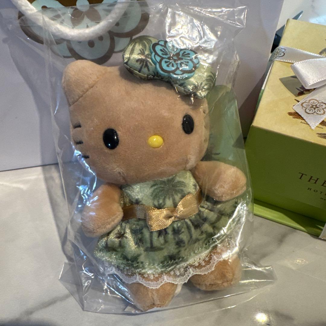 ロイヤルハワイアン限定カハラホテルコラボ日焼けキティー