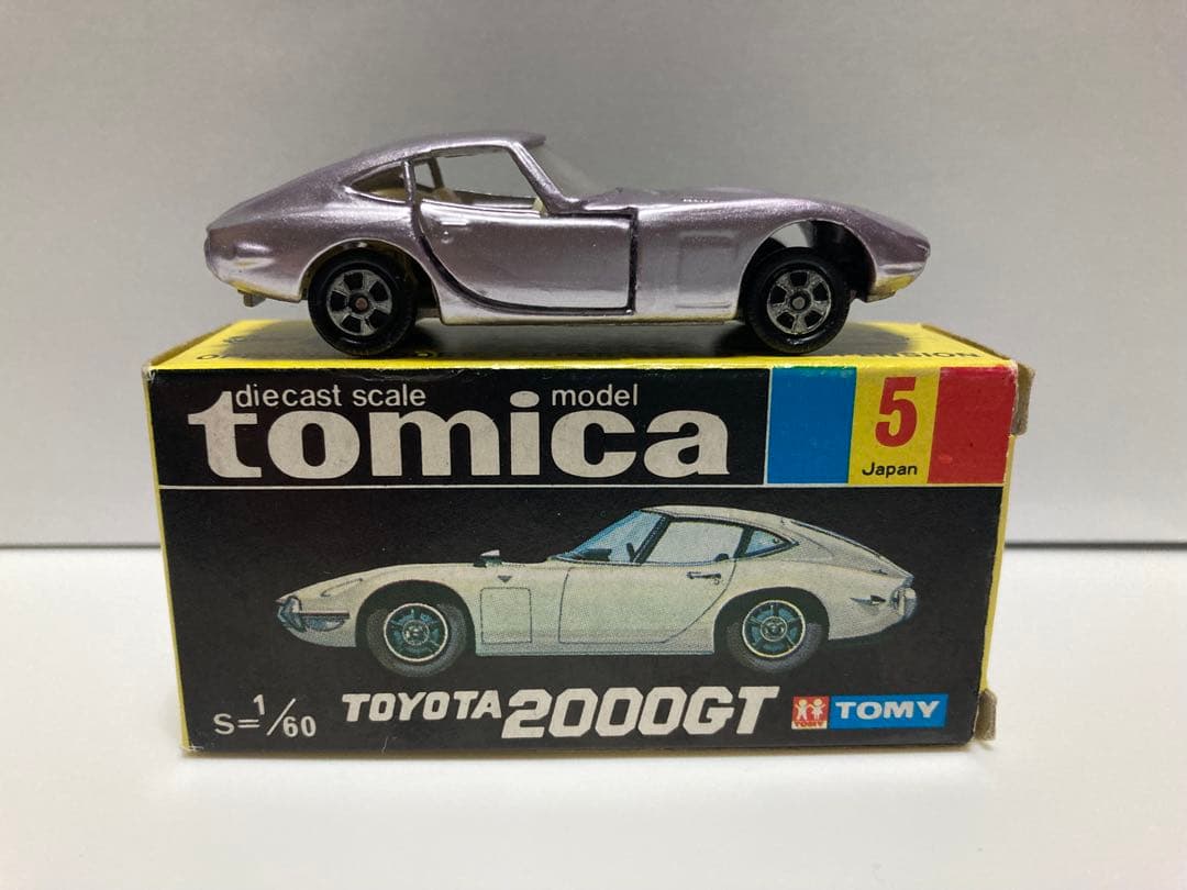 トミカ　黒箱　日本製　トヨタ　2000GT 1Aホイール