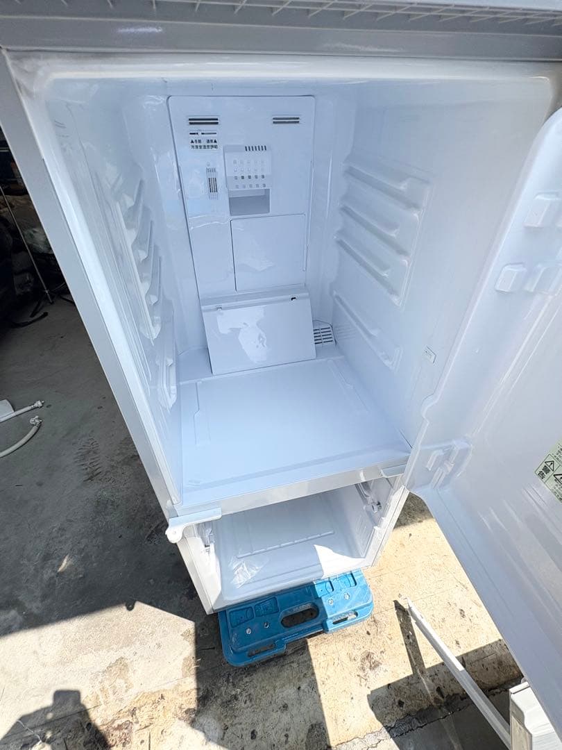 大阪近郊/配送設置まで対応/SHARP350L冷蔵庫