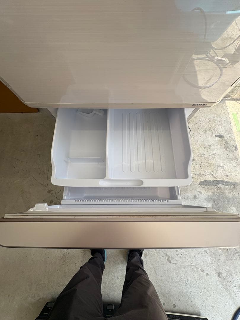 大阪近郊/配送設置まで対応/SHARP350L冷蔵庫