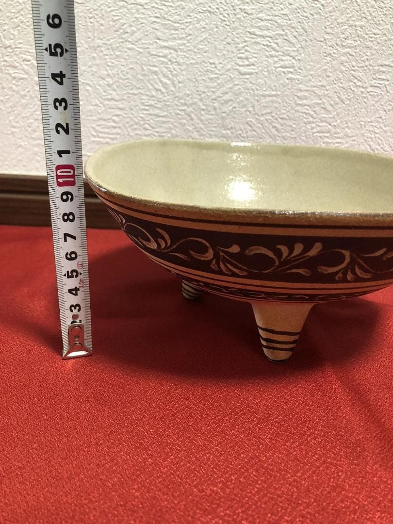 やちむん陶器ボウル 足付き 植物唐草モチーフ 沖縄 伝統工芸品 お皿