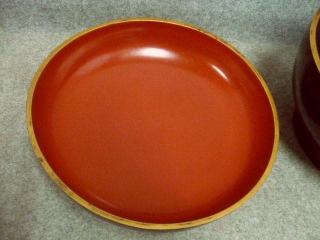 黒塗内朱塗 紋入り 飯櫃 [B31496]