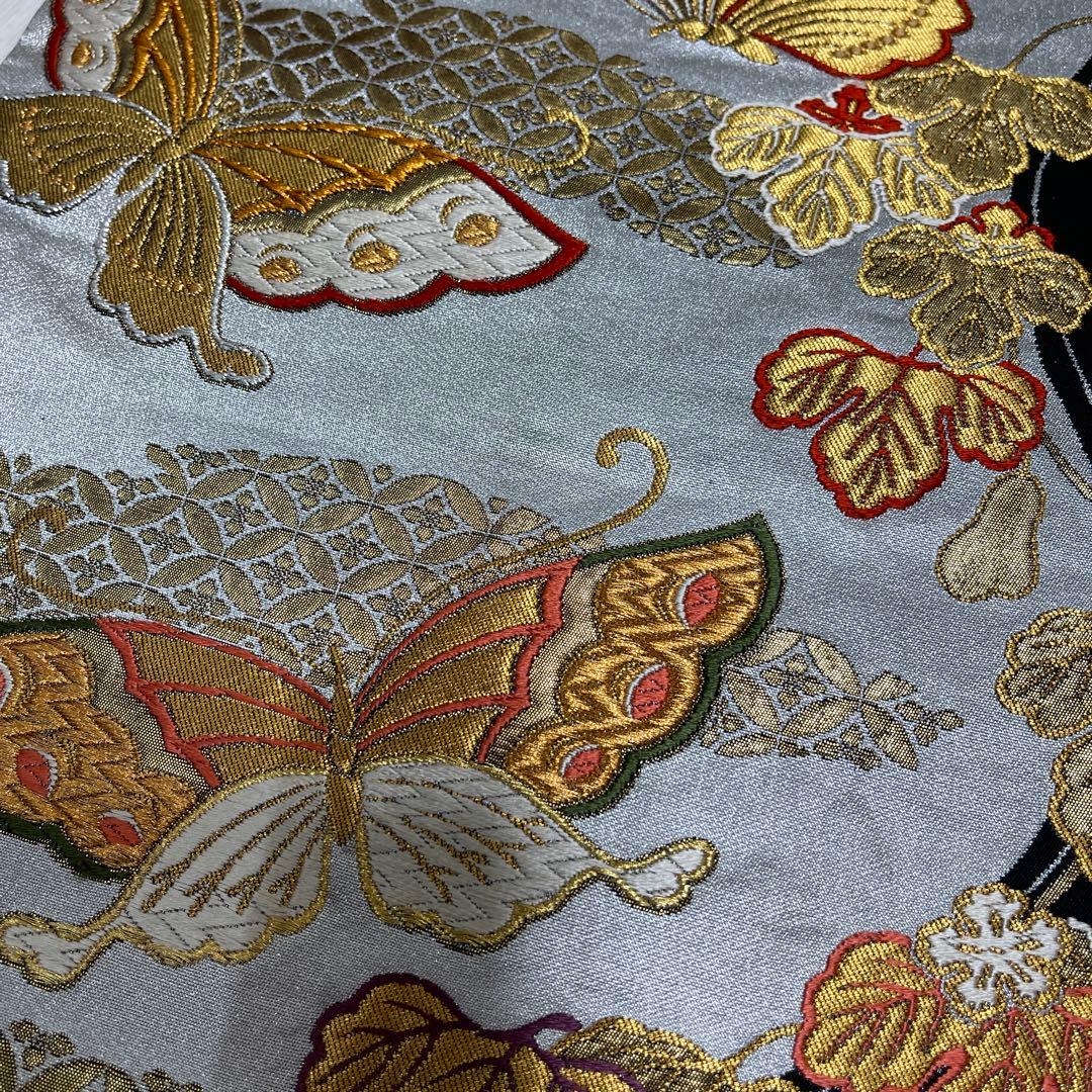 あらら様上質正絹豪華 ラメ、薔薇、蝶々 ゴージャス柄