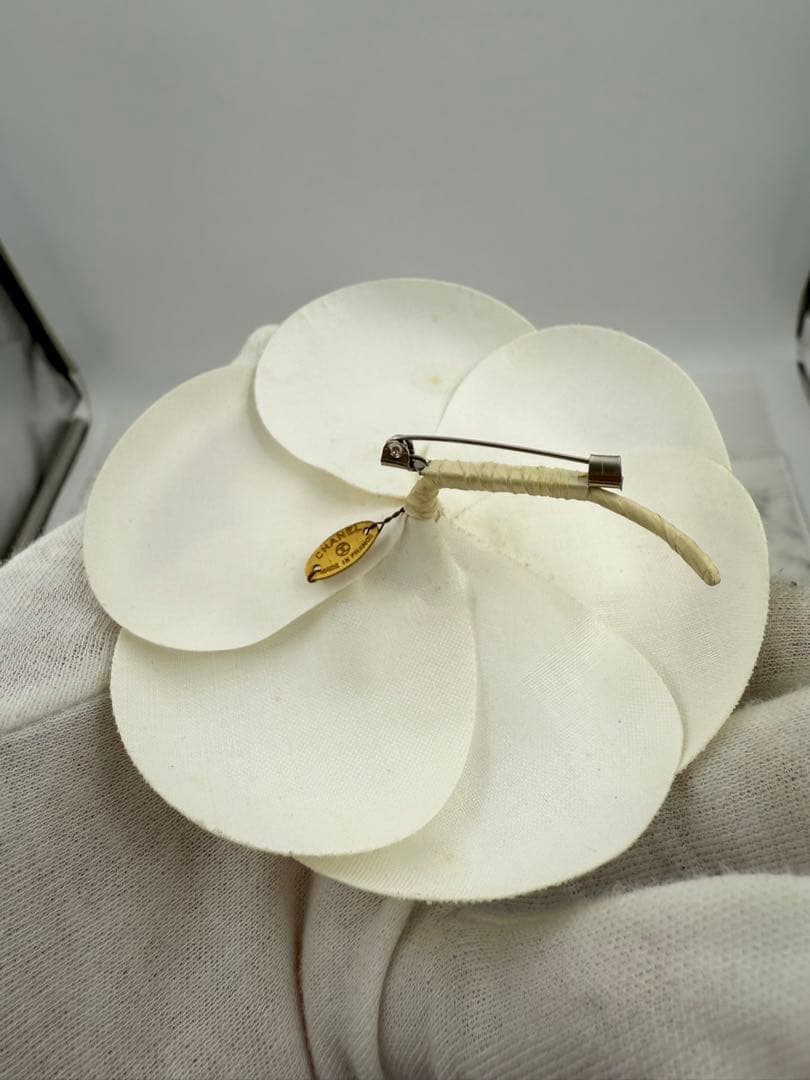 CHANEL シャネル カメリア フラワー コサージュ ブローチ 箱付 豆あり