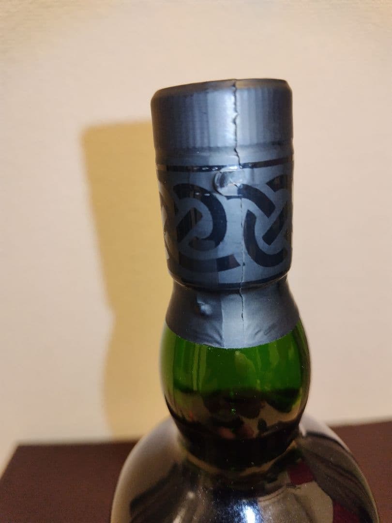 イタチ様専用 アードベッグ・ウーガダール700ml 新品 箱なし 送料込み