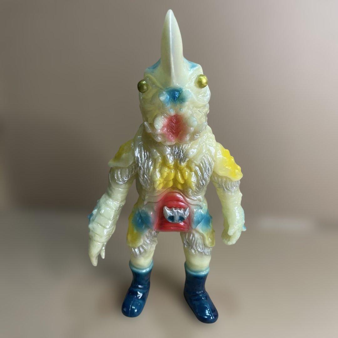 トイグラフ 怪獣レーサー カネゴン ソフビ 5371 CONVERGE MOTION