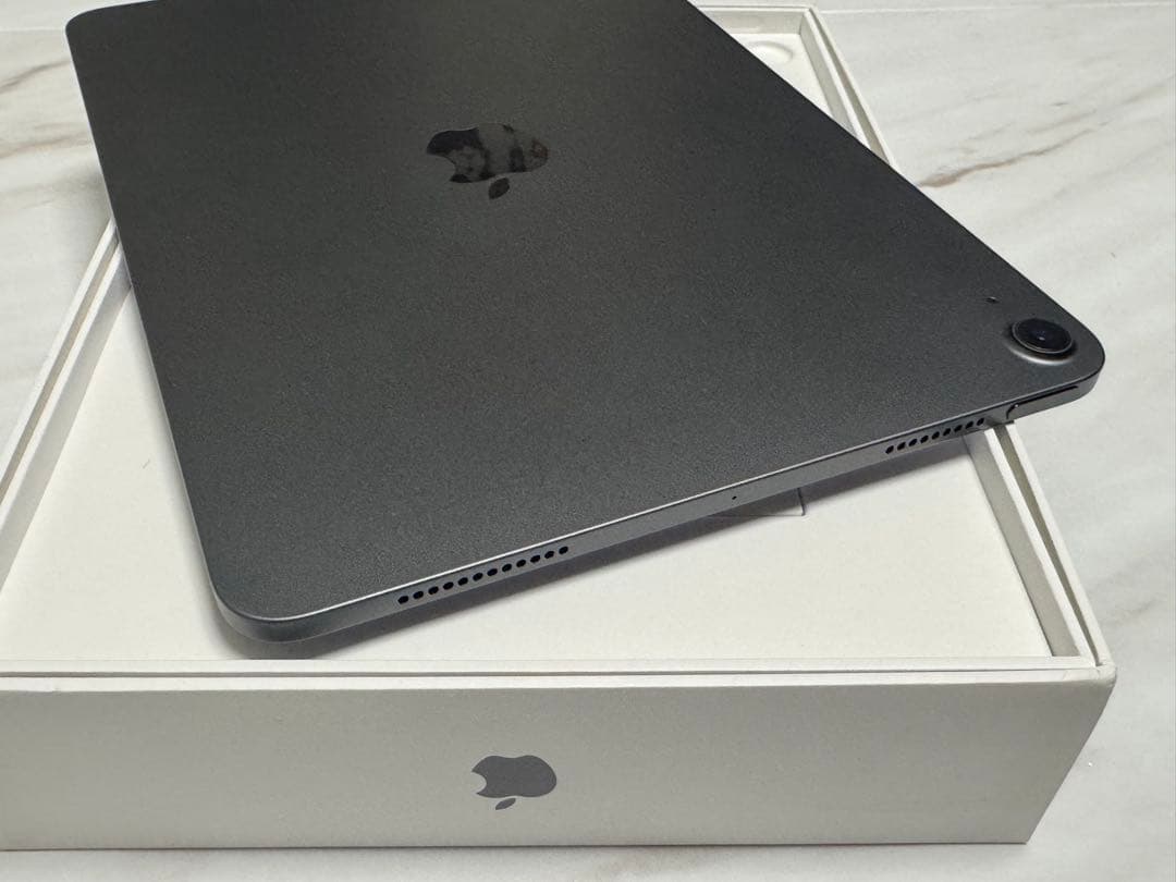 Apple iPad Air (第4世代) 64GB Wi-Fi スペースグレー