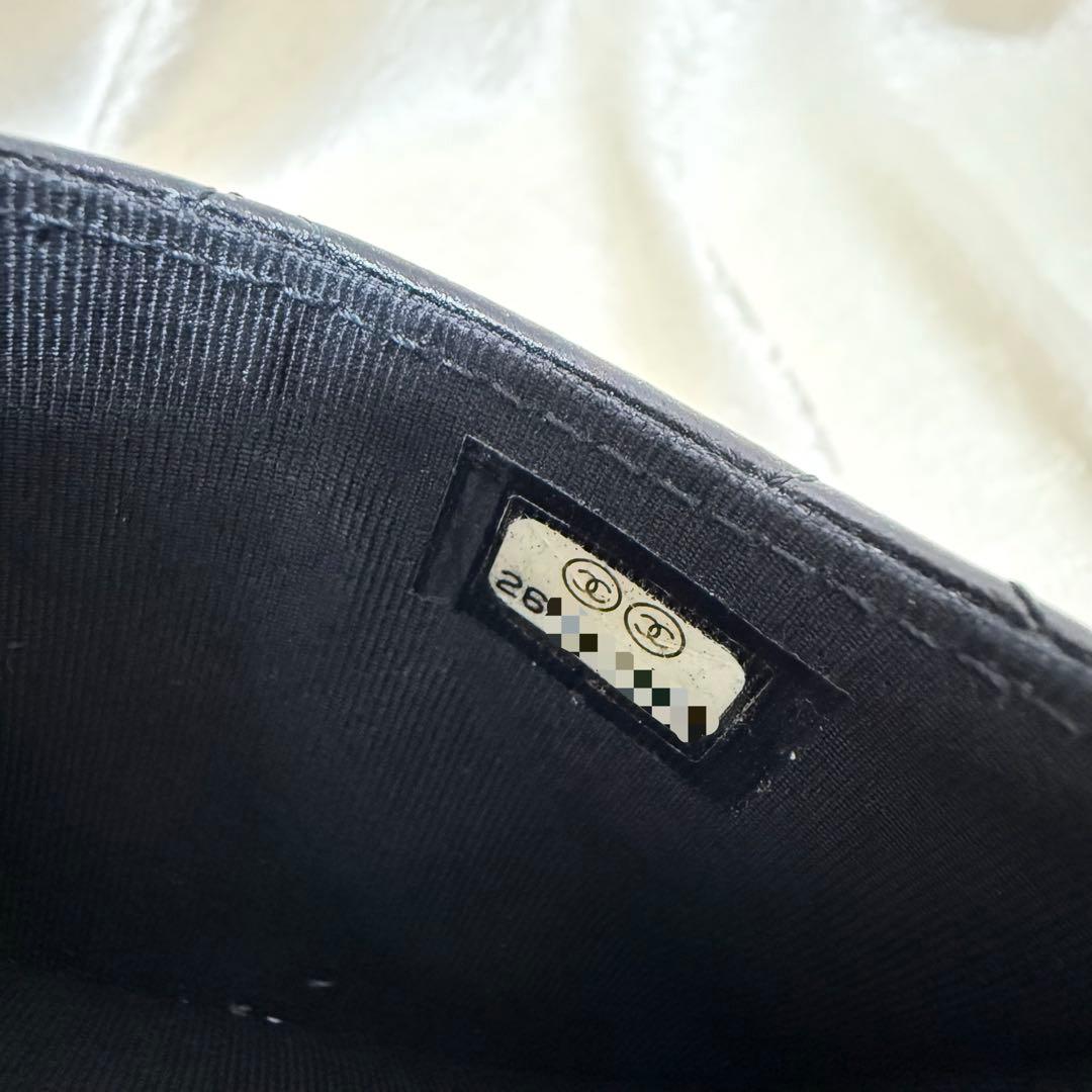 CHANELシャネル ココマーク マトラッセ ラムスキン カードケース 財布