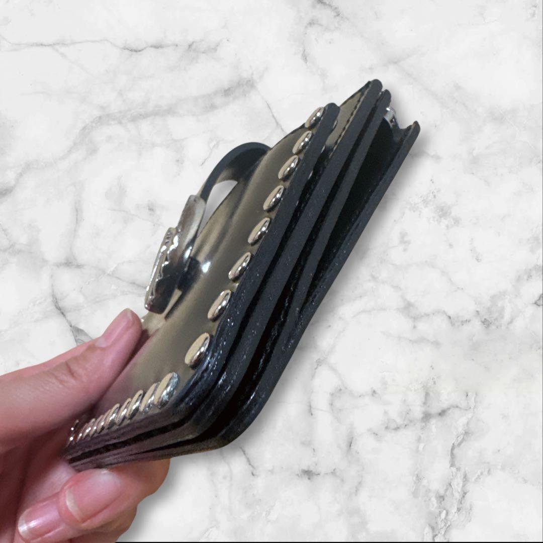 トーガ　アチーブス　ブラックレザー ケース　スタッズ