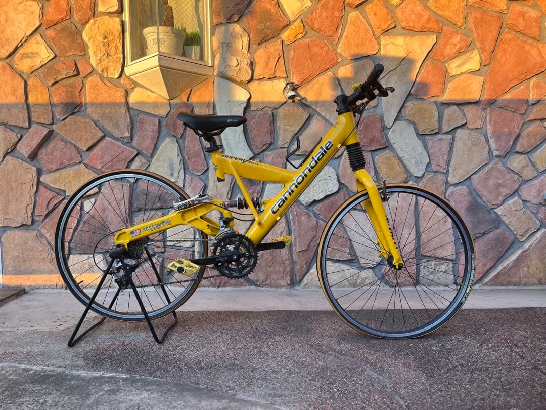 Cannondale イエロー マウンテンバイク