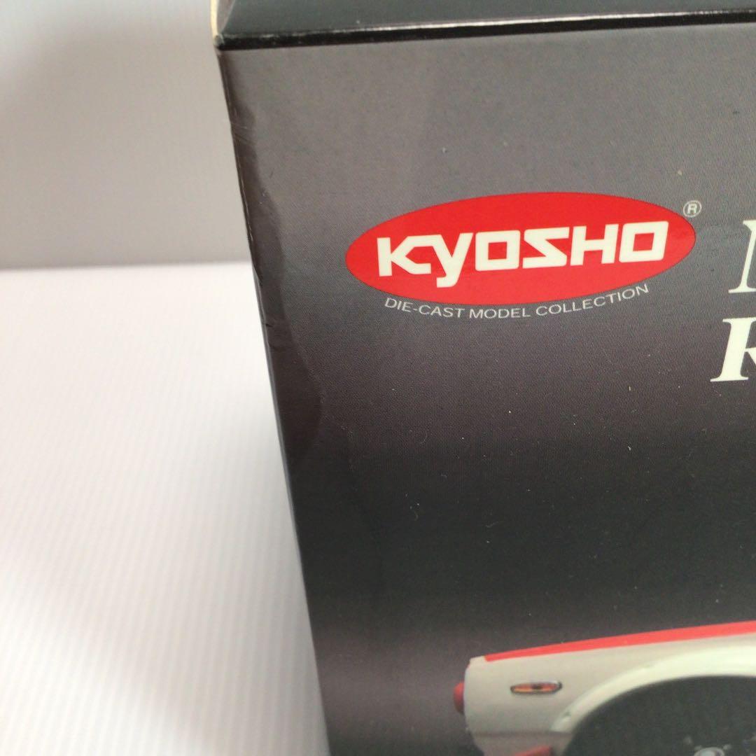 京商　1:18 ニッサン　スカイライン2000GT-R (KPGC10)