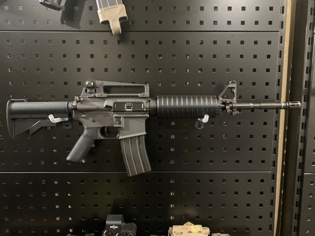 東京マルイスタンダード電動ガンM4A1 カービン（訳あり品 ）18歳以上対象