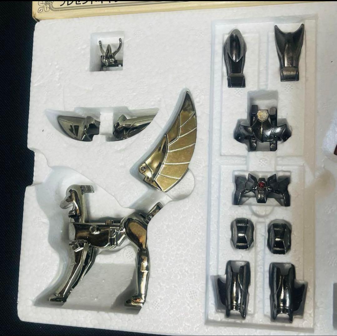 聖闘士星矢 聖衣大系　暗黒聖衣 新生　ブラックペガサスクロス　抽選プレゼント品