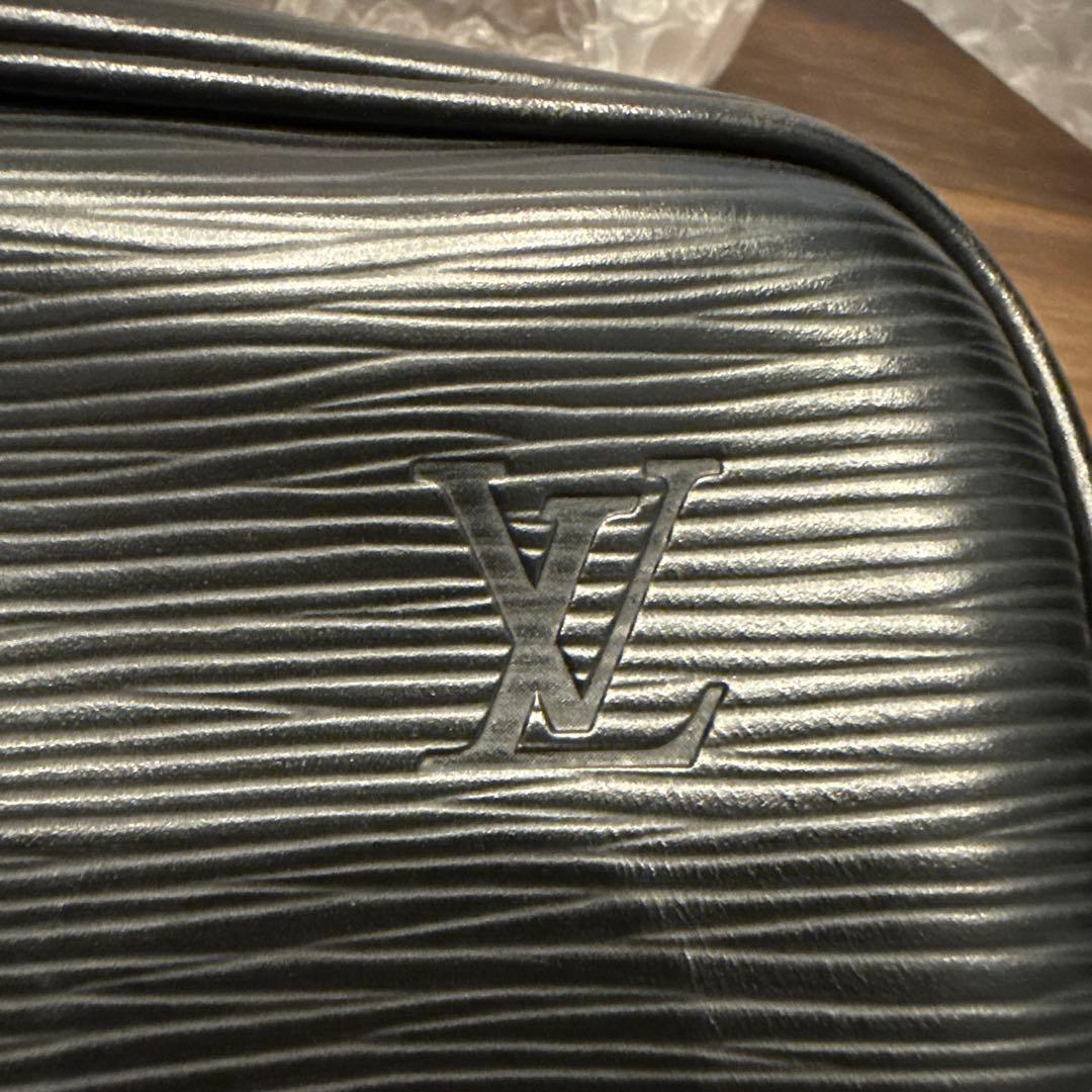 ルイヴィトン⭐️美品エピ黒 レザー ビジネスバッグ
