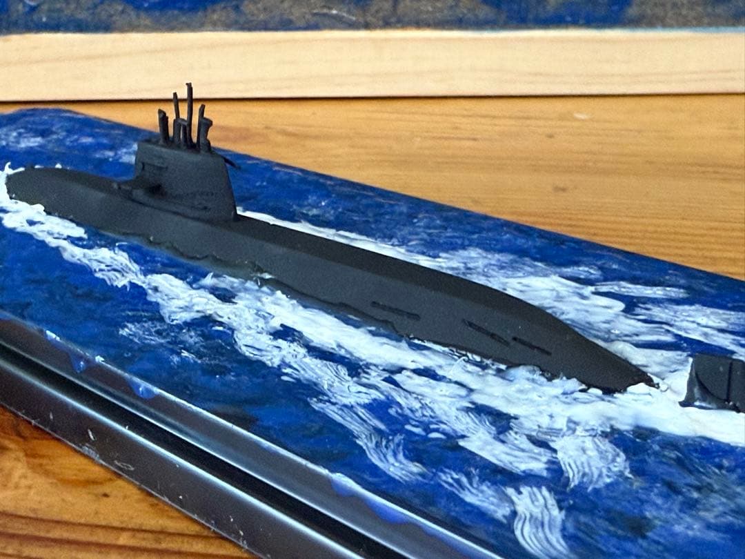 1/700 海上自衛隊おやしお型潜水艦メタルキット完成品ジオラマ