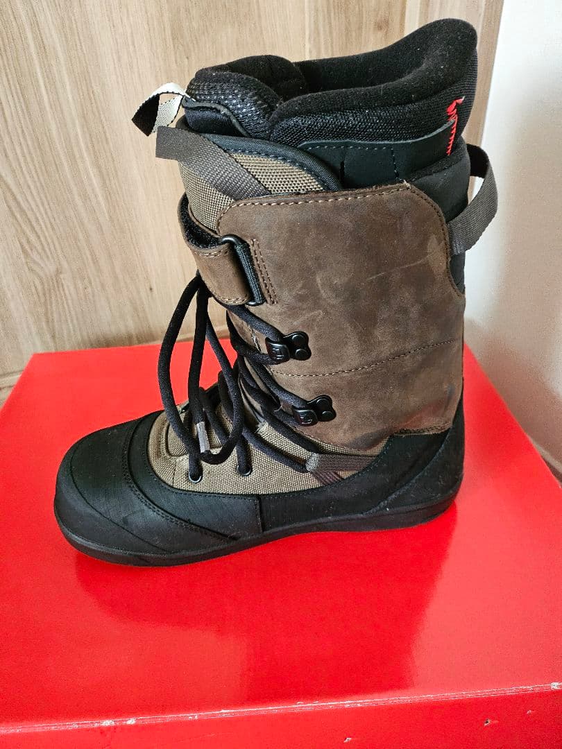 24-25モデル deeluxe areth rin ctf　５回使用