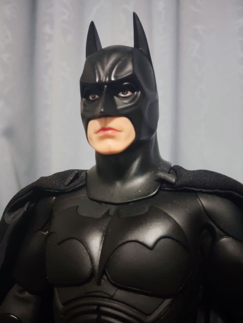 2006.HOTTOYS/MMS13“BATMAN BEGINS”